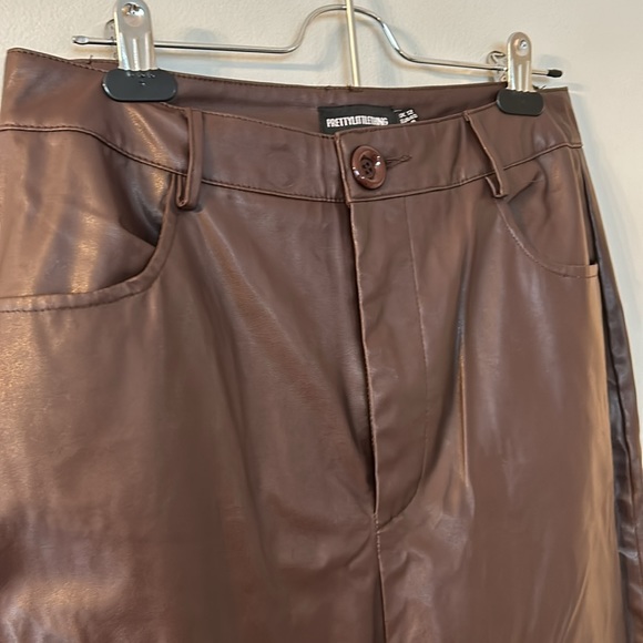 Pretty Little Thing Faux Leather Pants - Picture 2 of 5